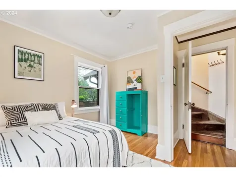 2461 Ne 50th Avenue Portland OR 97213
