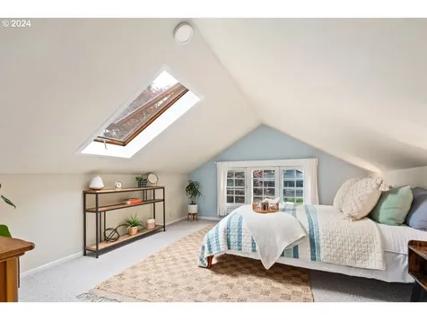 2461 Ne 50th Avenue Portland OR 97213