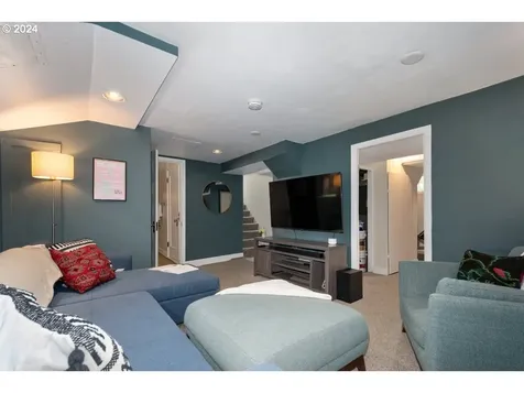 2461 Ne 50th Avenue Portland OR 97213