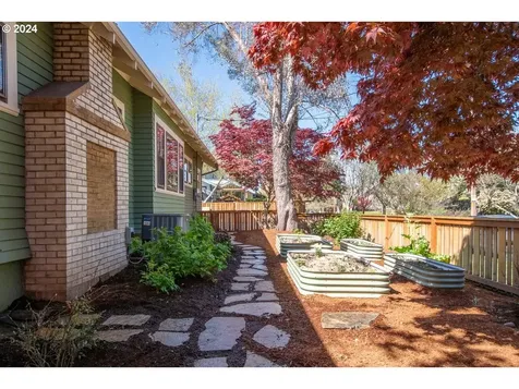2461 Ne 50th Avenue Portland OR 97213