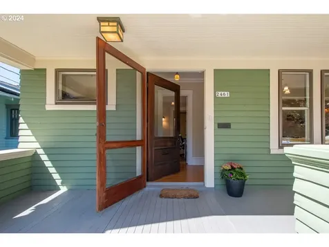 2461 Ne 50th Avenue Portland OR 97213