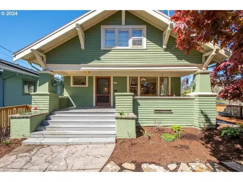2461 Ne 50th Avenue Portland OR 97213