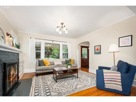 2461 Ne 50th Avenue Portland OR 97213