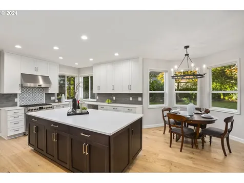 13869 Amberwood Circle Lake Oswego OR 97035