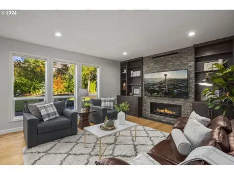 13869 Amberwood Circle Lake Oswego OR 97035