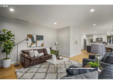 13869 Amberwood Circle Lake Oswego OR 97035