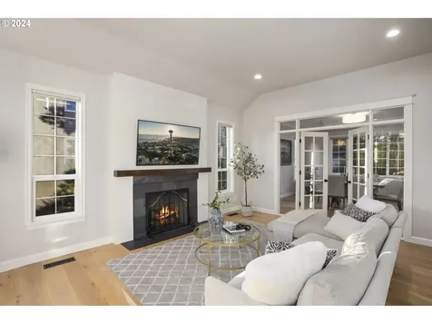 13869 Amberwood Circle Lake Oswego OR 97035