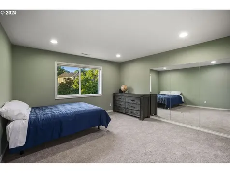 13869 Amberwood Circle Lake Oswego OR 97035