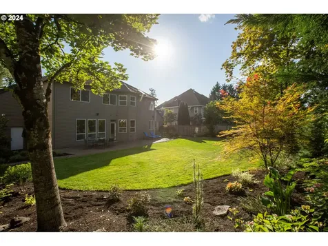 13869 Amberwood Circle Lake Oswego OR 97035