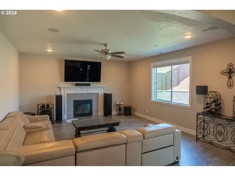 2813 Nw Mount Ashland Lane Mcminnville OR 97128