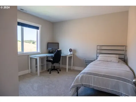 2813 Nw Mount Ashland Lane Mcminnville OR 97128