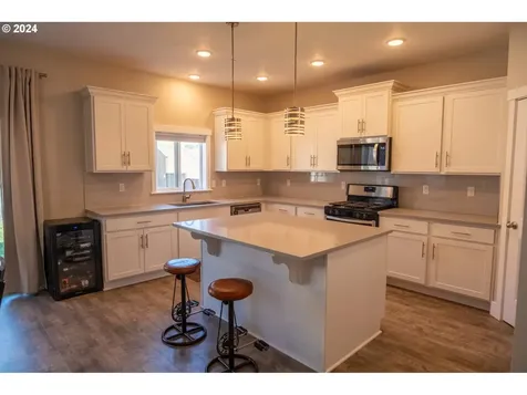 2813 Nw Mount Ashland Lane Mcminnville OR 97128