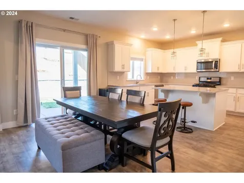 2813 Nw Mount Ashland Lane Mcminnville OR 97128