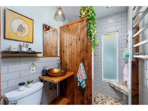 9207 N Van Houten Avenue Portland OR 97203