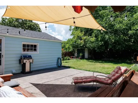 9207 N Van Houten Avenue Portland OR 97203