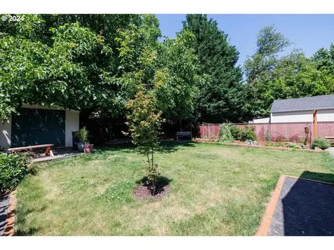 9207 N Van Houten Avenue Portland OR 97203