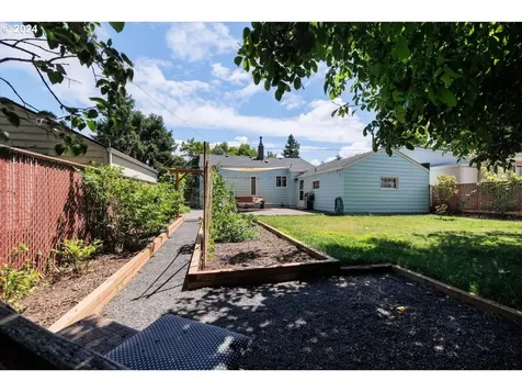9207 N Van Houten Avenue Portland OR 97203