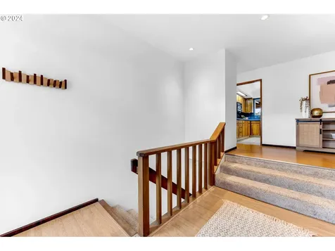 2563 Sw Wonderview Drive Gresham OR 97080