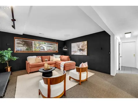 2563 Sw Wonderview Drive Gresham OR 97080