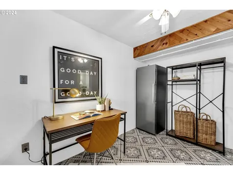 2563 Sw Wonderview Drive Gresham OR 97080
