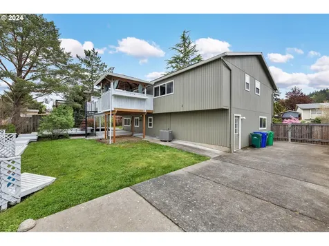 2563 Sw Wonderview Drive Gresham OR 97080