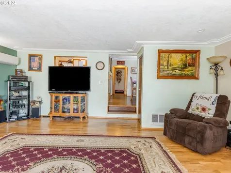 1717 Holcomb Road Kelso WA 98626