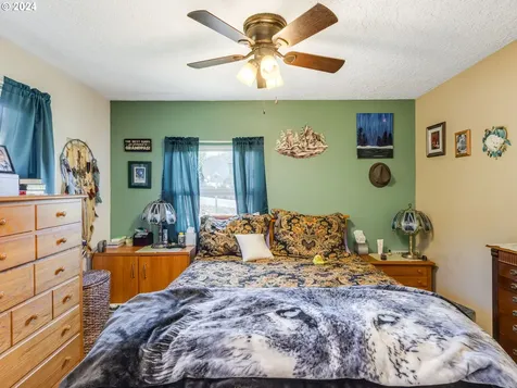 1717 Holcomb Road Kelso WA 98626