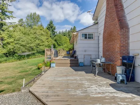 1717 Holcomb Road Kelso WA 98626