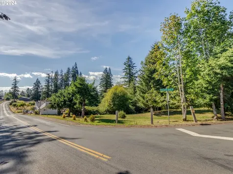 1717 Holcomb Road Kelso WA 98626