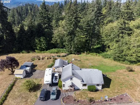 1717 Holcomb Road Kelso WA 98626