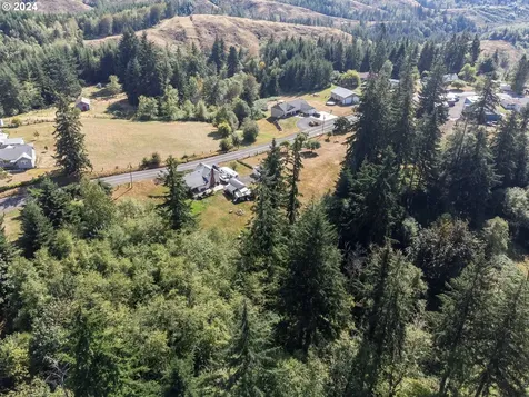1717 Holcomb Road Kelso WA 98626