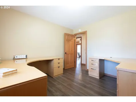 1367 N Ponderosa Street Canby OR 97013