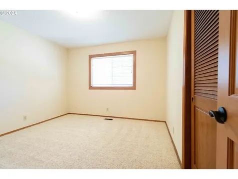 1367 N Ponderosa Street Canby OR 97013