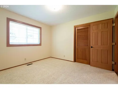 1367 N Ponderosa Street Canby OR 97013