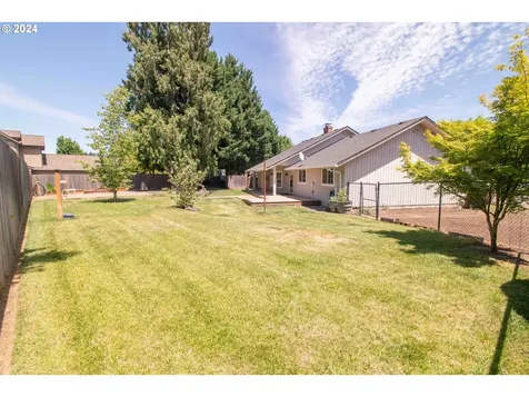 1367 N Ponderosa Street Canby OR 97013