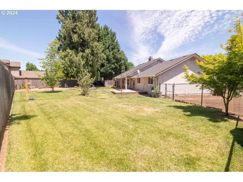 1367 N Ponderosa Street Canby OR 97013