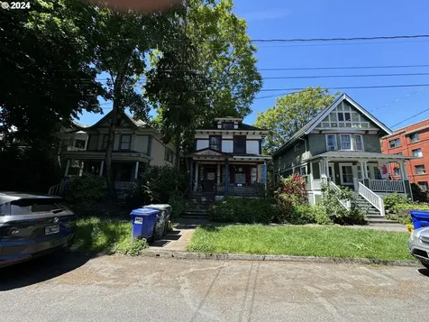 911 Se 15th Avenue Portland OR 97214