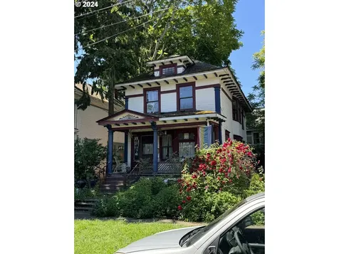 911 Se 15th Avenue Portland OR 97214