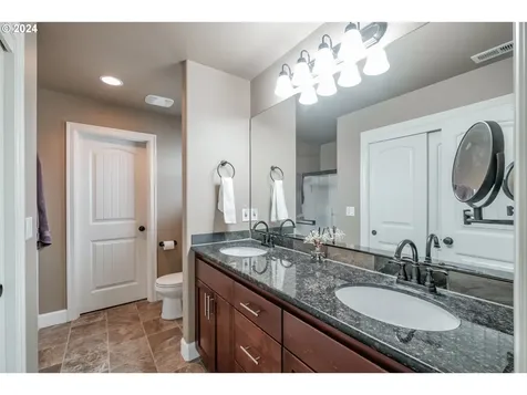 1099 Harbour Lane Ne Keizer OR 97303