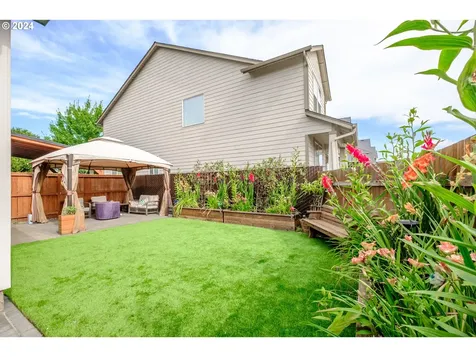 1099 Harbour Lane Ne Keizer OR 97303
