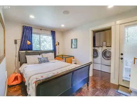 5140 SW 43rd Avenue Portland OR 97221