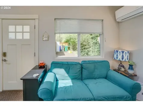 5140 SW 43rd Avenue Portland OR 97221