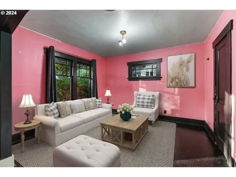 1524 21st Avenue Longview WA 98632