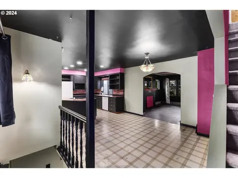 1524 21st Avenue Longview WA 98632