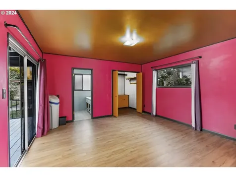 1524 21st Avenue Longview WA 98632