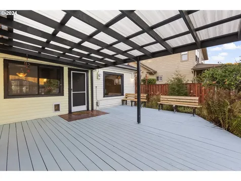 1524 21st Avenue Longview WA 98632