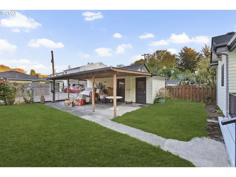 1524 21st Avenue Longview WA 98632