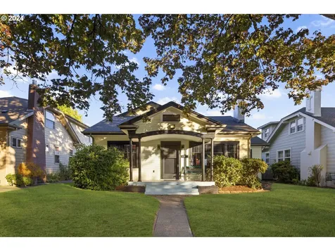 1524 21st Avenue Longview WA 98632