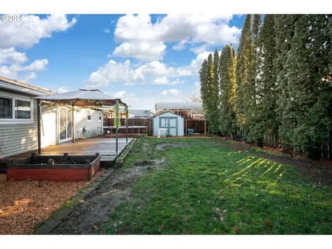 905 S Magnolia Street Cornelius OR 97113