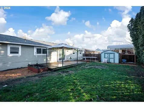 905 S Magnolia Street Cornelius OR 97113